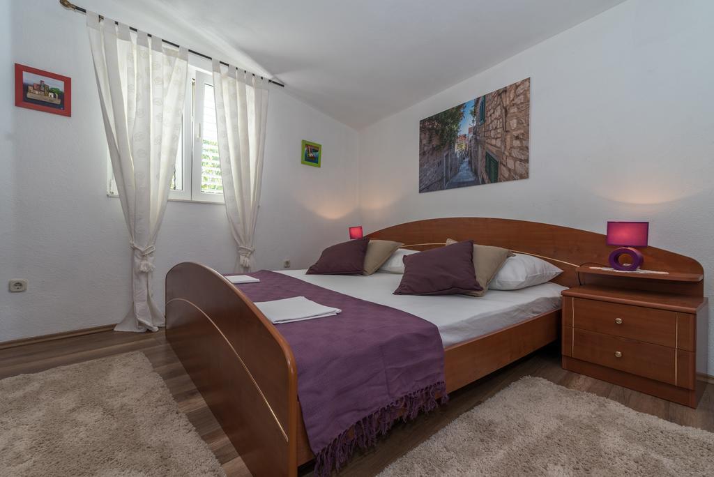 Apartments Mare Trogir Eksteriør billede
