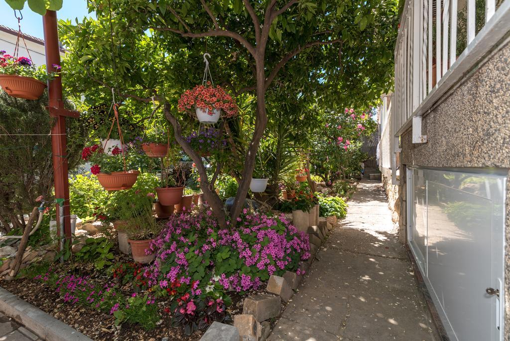 Apartments Mare Trogir Eksteriør billede